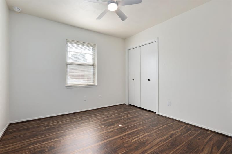 202 E Kenwood Drive, Garland TX 75041 - Photo 20