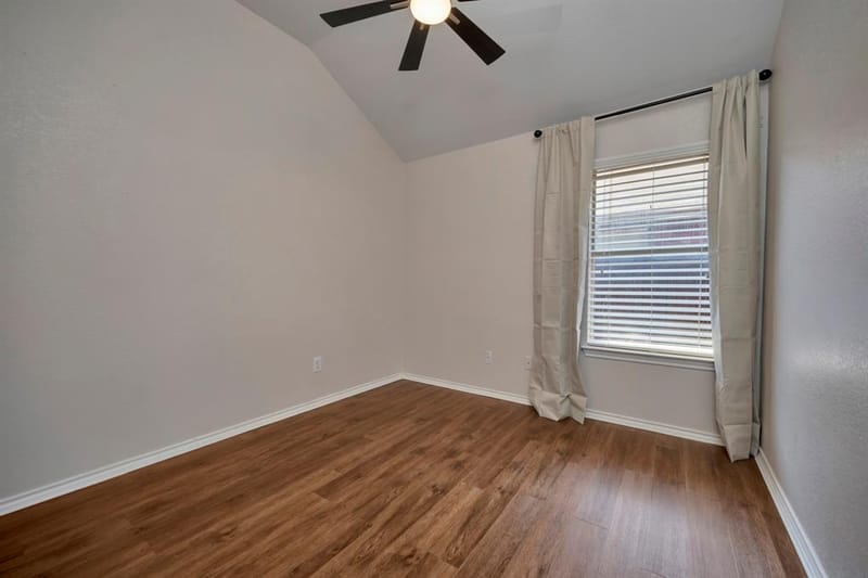 4220 Maryanne Place, Haltom City TX 76137 - Photo 33