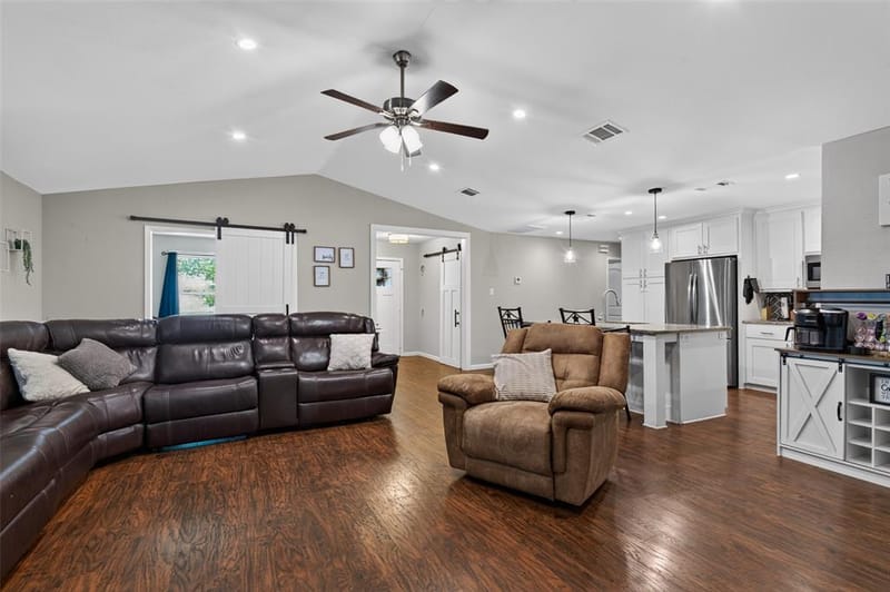 2400 Kent Circle, Greenville TX 75402 - Photo 7