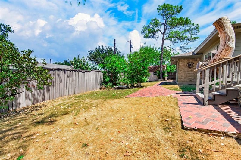2400 Kent Circle, Greenville TX 75402 - Photo 24