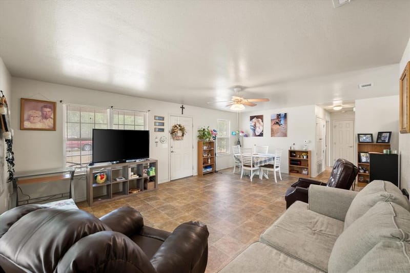 700 Cypress Avenue, Corsicana TX 75110 - Photo 12