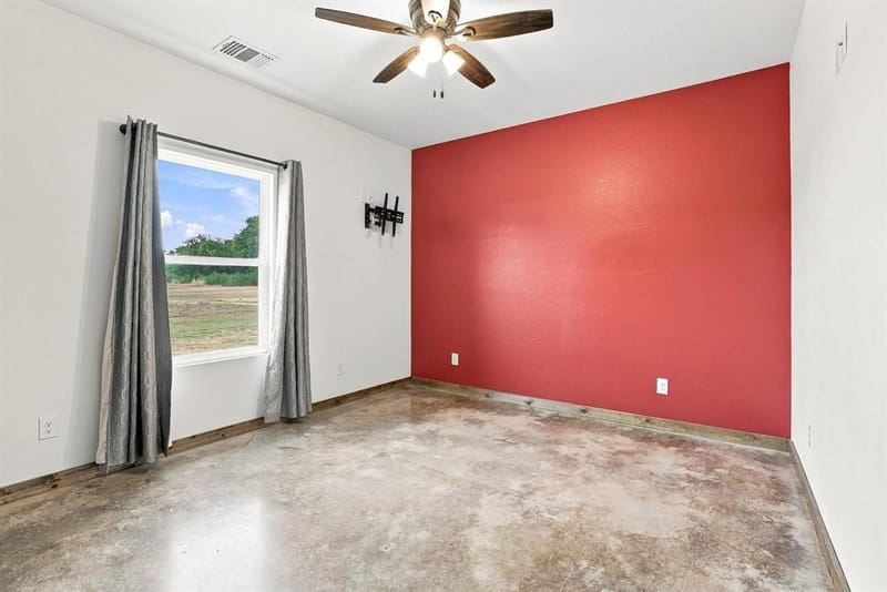 1350 County Road 4040, Ector TX 75479 - Photo 23