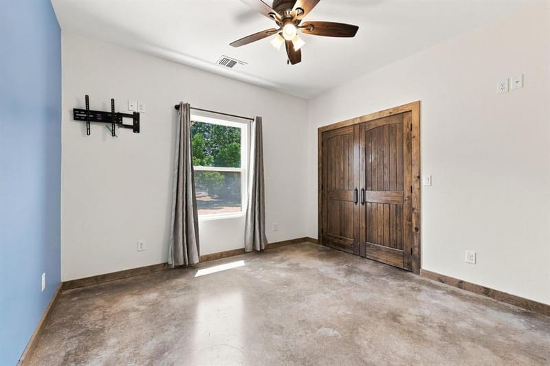 1350 County Road 4040, Ector TX 75479 - Photo 22