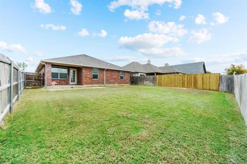 2032 Sunny Side Drive, Little Elm TX 75068 - Photo 9