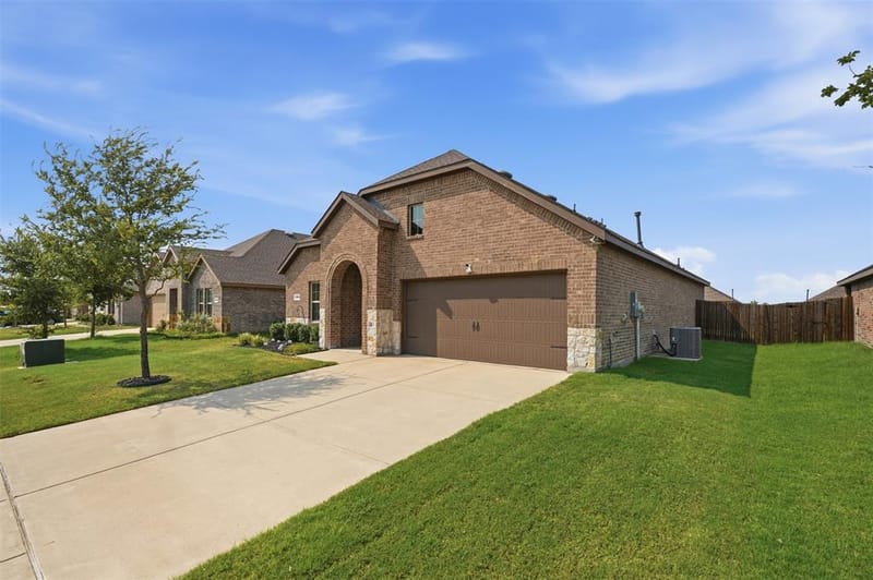 1102 Emerald Gate Drive, Princeton TX 75407 - Photo 27
