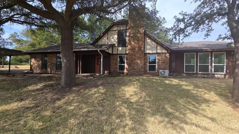 457 Shady Oak Drive, Weatherford TX 76087
