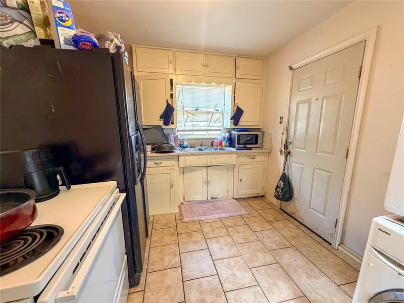 3400 Colcord Avenue, Waco TX 76707 - Photo 4
