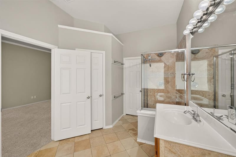 9761 Snowberry Drive, Frisco TX 75035 - Photo 27