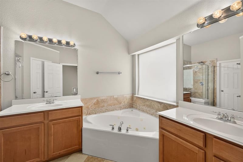 9761 Snowberry Drive, Frisco TX 75035 - Photo 26