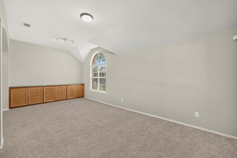9761 Snowberry Drive, Frisco TX 75035 - Photo 7