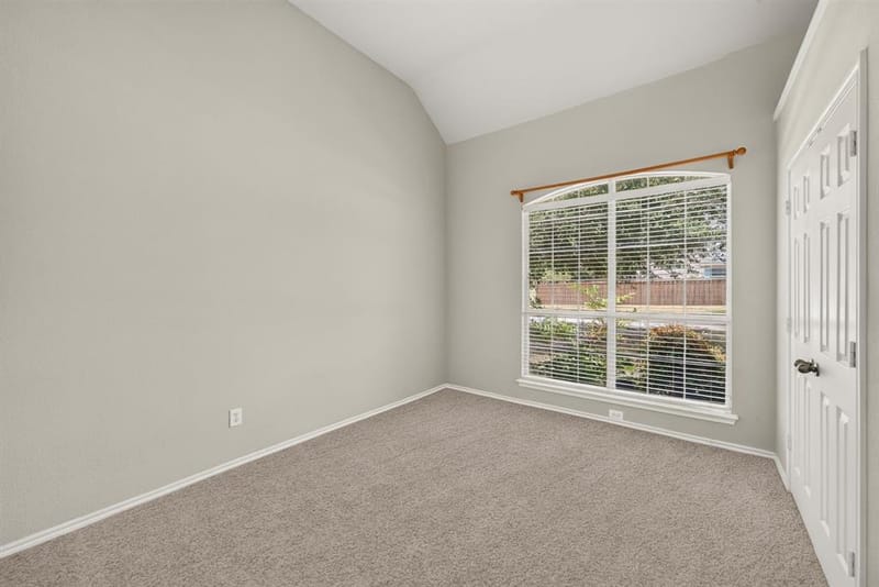 9761 Snowberry Drive, Frisco TX 75035 - Photo 9