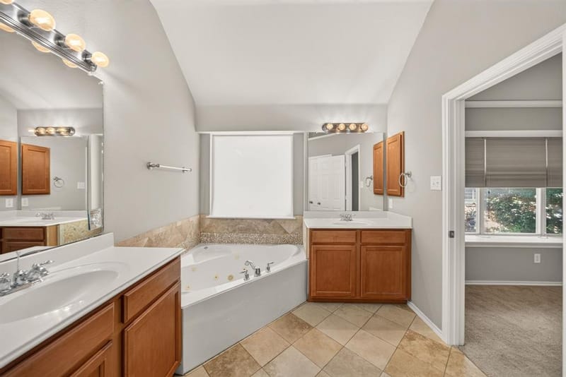 9761 Snowberry Drive, Frisco TX 75035 - Photo 25
