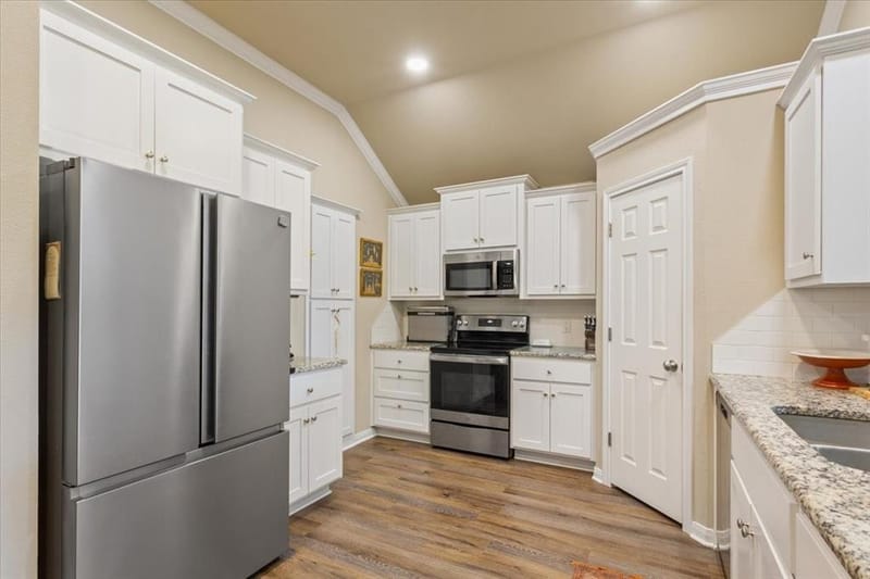 2518 Yoder Lane, Robinson TX 76706 - Photo 7