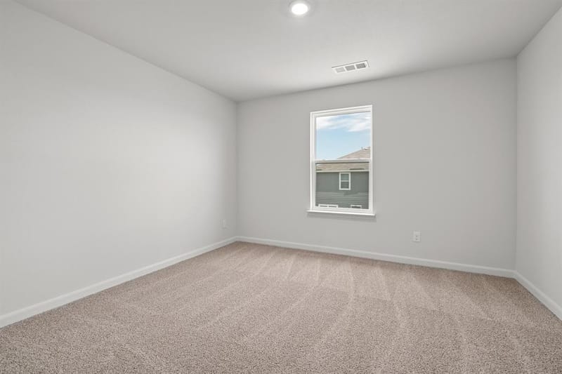 9621 Logan Square Drive, Fort Worth TX 76140 - Photo 12