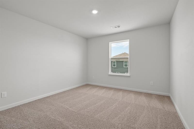 9621 Logan Square Drive, Fort Worth TX 76140 - Photo 11
