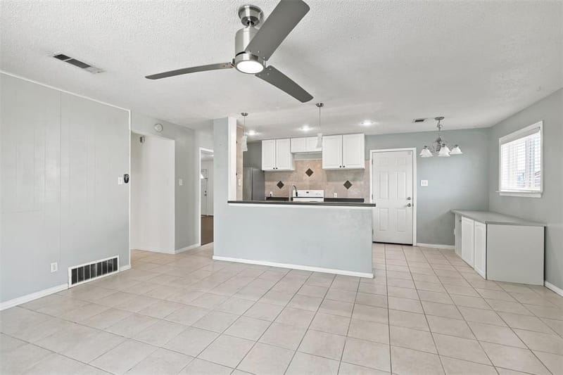 4207 Rainier Street, Irving TX 75062 - Photo 16