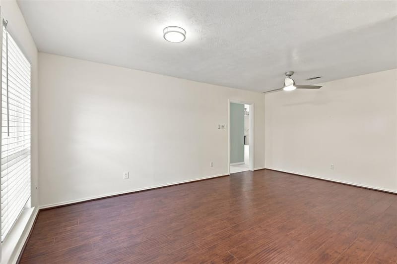 4207 Rainier Street, Irving TX 75062 - Photo 12