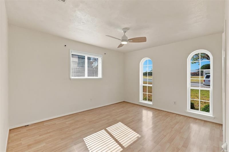 4207 Rainier Street, Irving TX 75062 - Photo 33