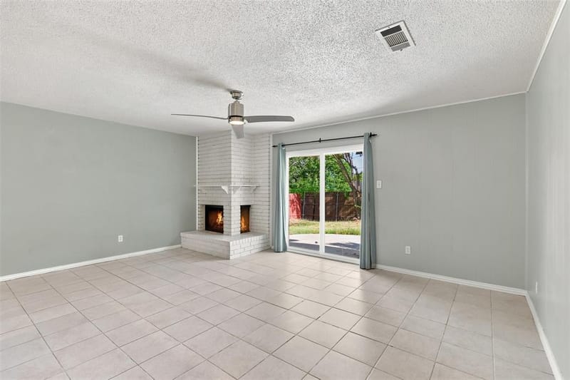 4207 Rainier Street, Irving TX 75062 - Photo 15