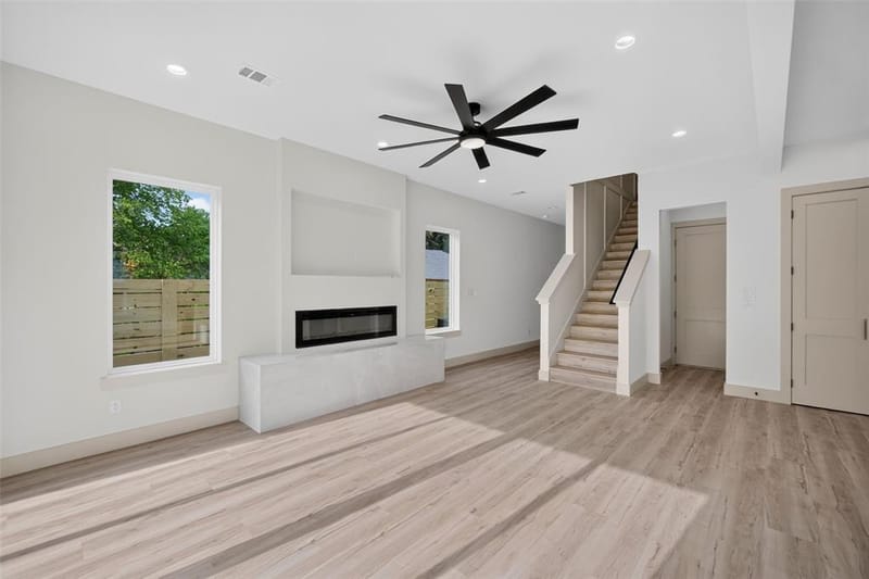341 Bonnie View Road, Dallas TX 75203 - Photo 9