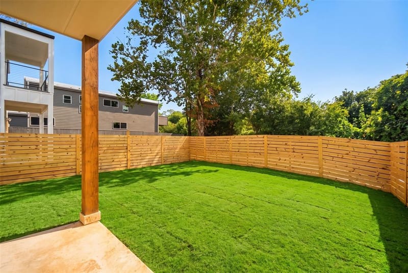 341 Bonnie View Road, Dallas TX 75203 - Photo 24