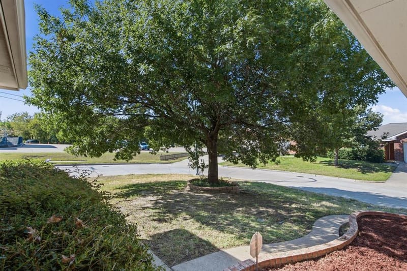 9856 Parkmere Drive, Fort Worth TX 76108 - Photo 5