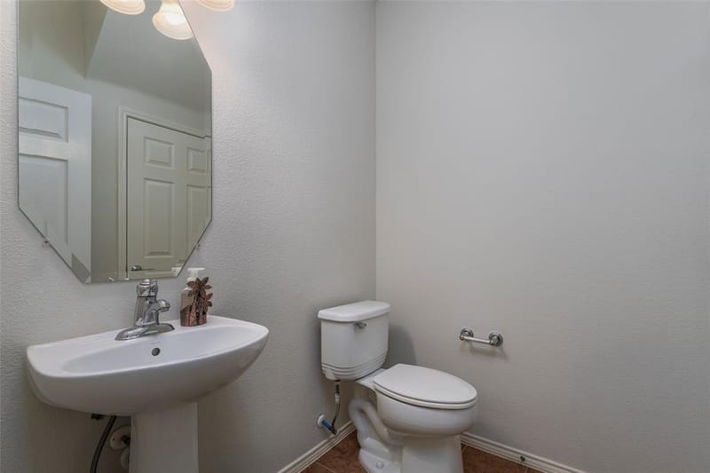 2709 Olympic Park Drive, Grand Prairie TX 75050 - Photo 13