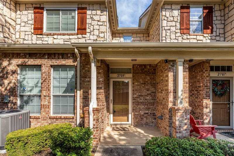 2709 Olympic Park Drive, Grand Prairie TX 75050