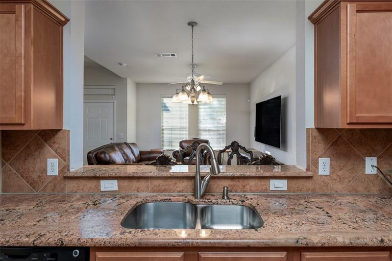 2709 Olympic Park Drive, Grand Prairie TX 75050 - Photo 11