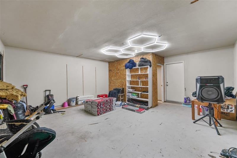 2108 Meadow Lark, Irving TX 75060 - Photo 17