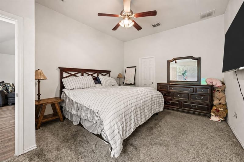 1800 Kings Cross Drive, Lancaster TX 75134 - Photo 16