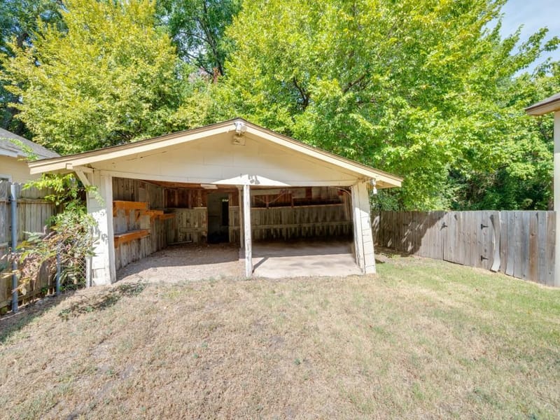 541 Denison Street, Gainesville TX 76240 - Photo 23