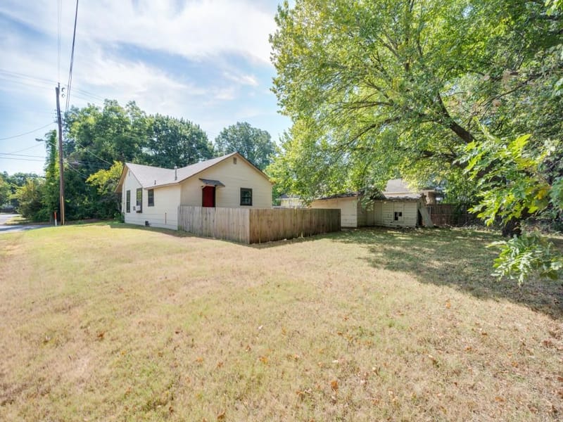 541 Denison Street, Gainesville TX 76240 - Photo 21