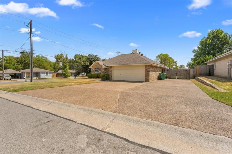 419 Strata Drive, Denton TX 76201 - Photo 3