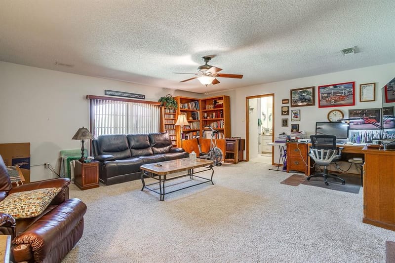 10100 Crestline Trail, Burleson TX 76028 - Photo 17