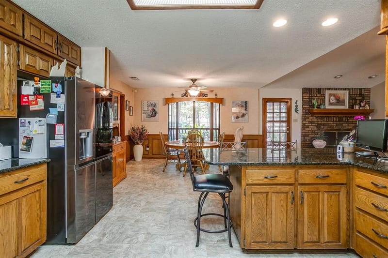 10100 Crestline Trail, Burleson TX 76028 - Photo 12