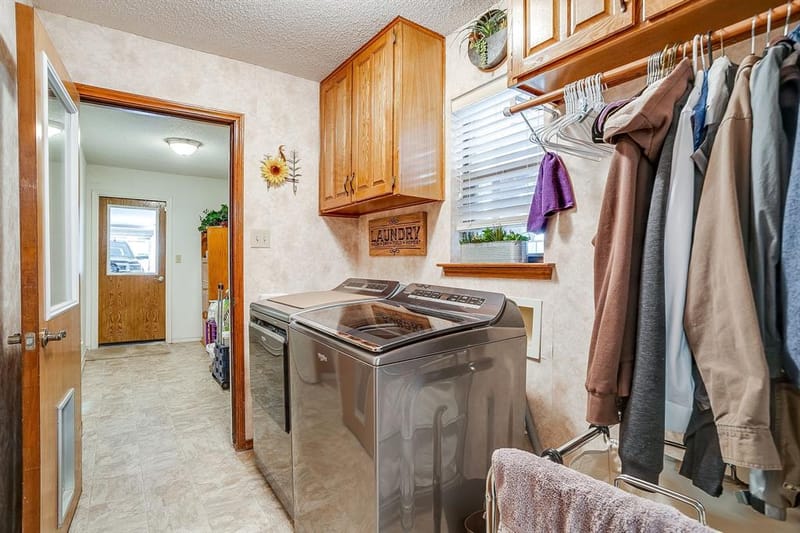 10100 Crestline Trail, Burleson TX 76028 - Photo 14