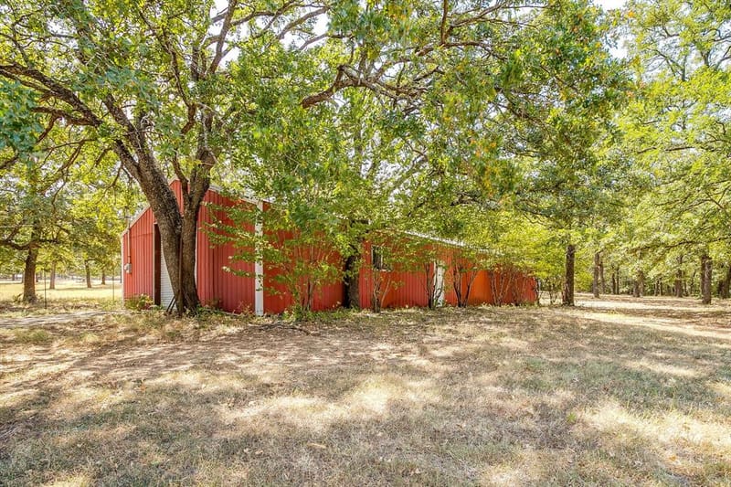 10100 Crestline Trail, Burleson TX 76028 - Photo 35