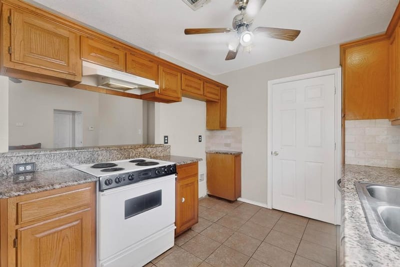 107 Catie Lane, Joshua TX 76058 - Photo 8