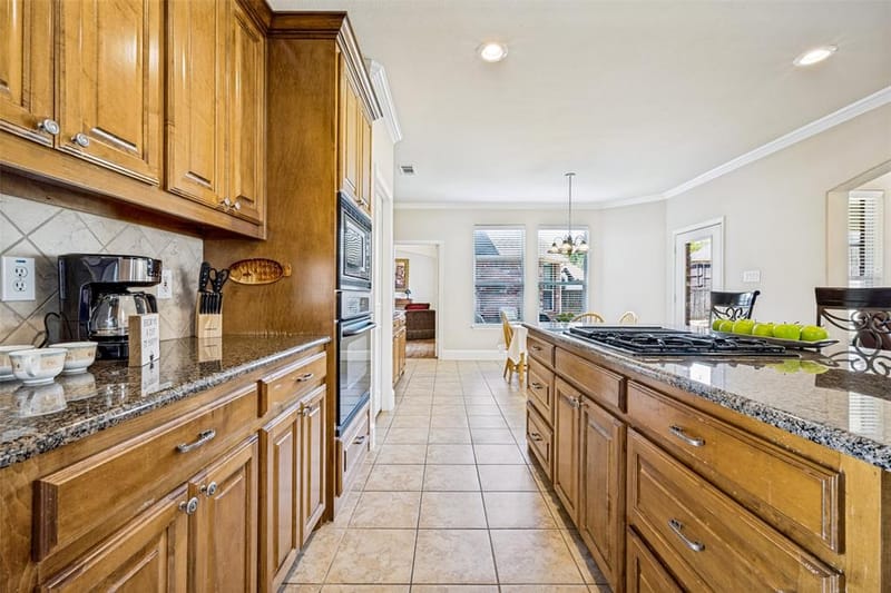 205 THISTLE Ridge, Denton TX 76210 - Photo 14