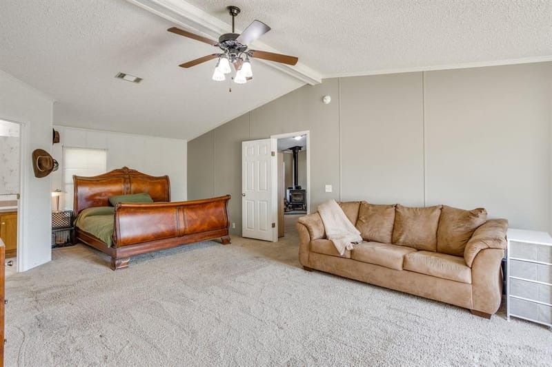 1212 Alliance Boulevard, Rhome TX 76078 - Photo 16