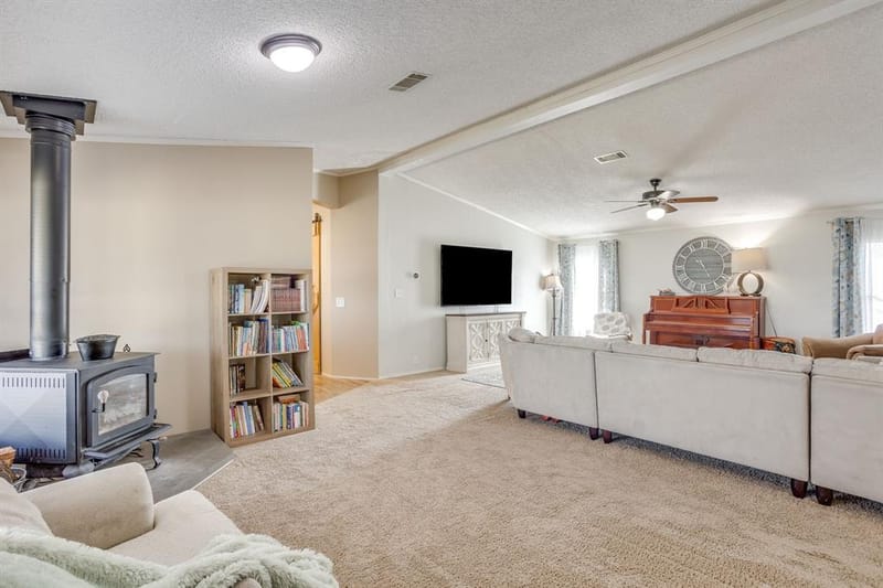 1212 Alliance Boulevard, Rhome TX 76078 - Photo 7