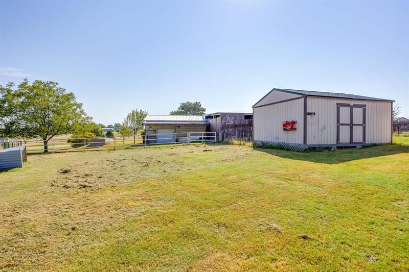 1212 Alliance Boulevard, Rhome TX 76078 - Photo 32