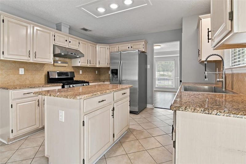 7105 Isle Royale Drive, Fort Worth TX 76137 - Photo 15