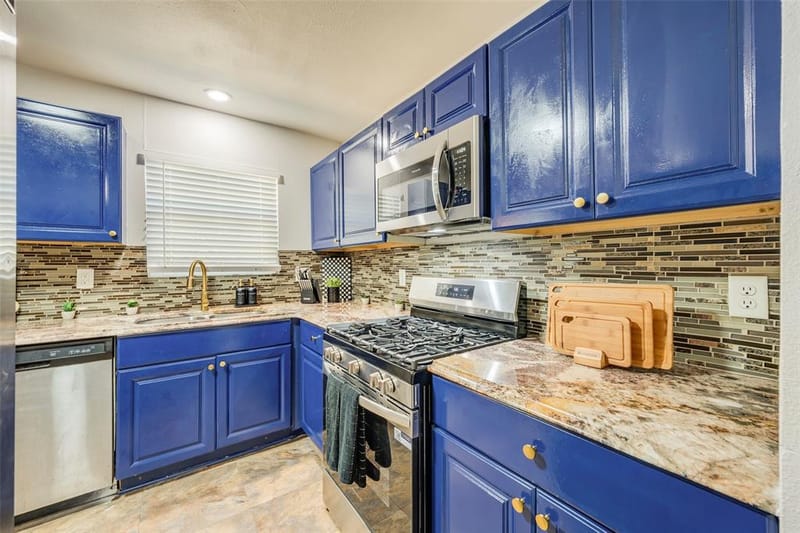 509 Circle Drive, Arlington TX 76010 - Photo 14