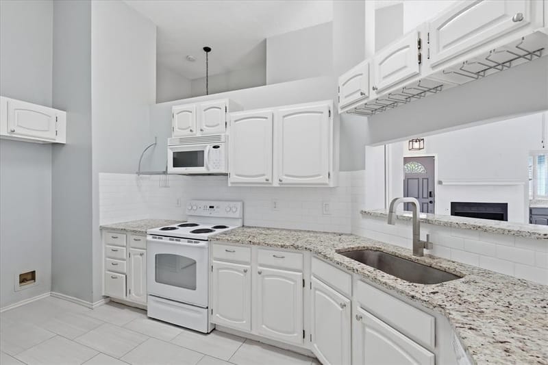 4311 Harvest Hill Road, Carrollton TX 75010 - Photo 14