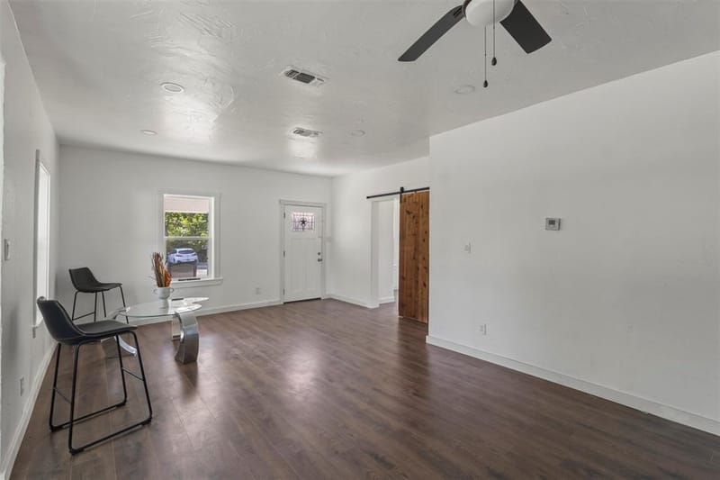 1212 Earl Street, Commerce TX 75428 - Photo 6