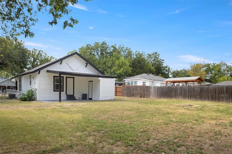 1212 Earl Street, Commerce TX 75428 - Photo 20