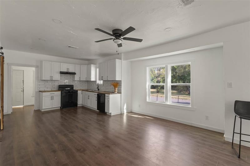 1212 Earl Street, Commerce TX 75428 - Photo 8