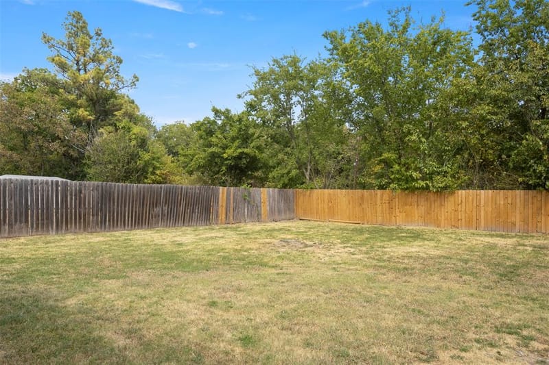 1212 Earl Street, Commerce TX 75428 - Photo 21